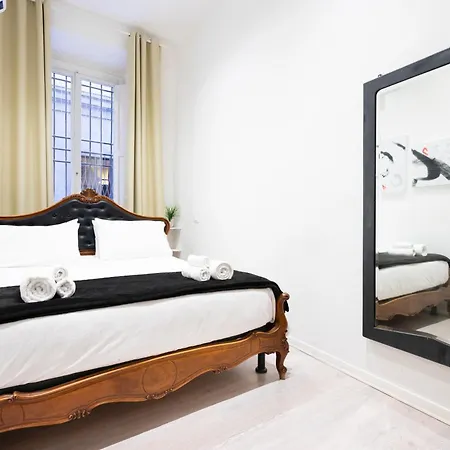 Ponte Vecchio Con Posto Auto Su Richiesta Apartment