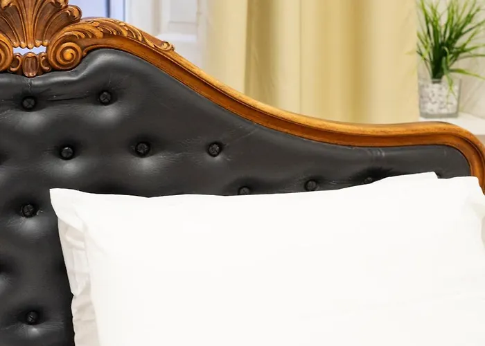 Ponte Vecchio Con Posto Auto Su Richiesta Apartment