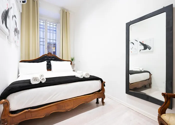 Ponte Vecchio Con Posto Auto Su Richiesta Apartment