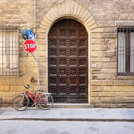 Lägenhet Ponte Vecchio Con Posto Auto Su Richiesta